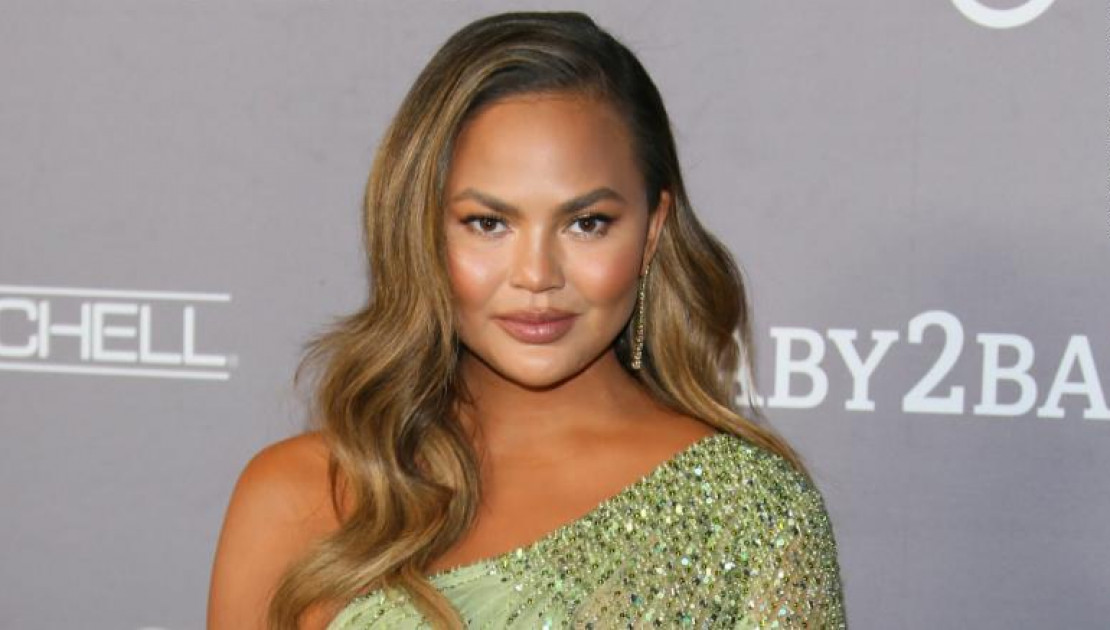 Chrissy Teigen celebrates being six months sober