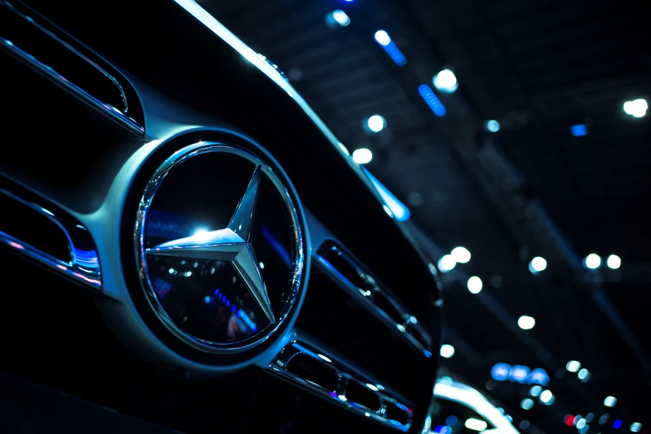 Mercedes opens electric car battery recycling plant Mercedes opens electric car battery recycling plant