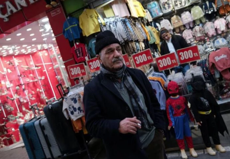 Turkey central bank stuns market with 500-point rate hike to 50%