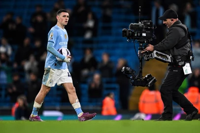 Man City's Foden signs four-year contract extension