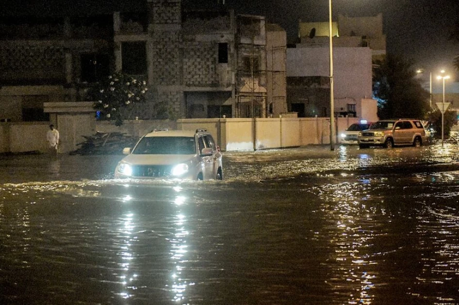Heavy floods hit Dubai airport as Oman death toll rises to 18 Heavy floods hit Dubai airport as Oman death toll rises to 18