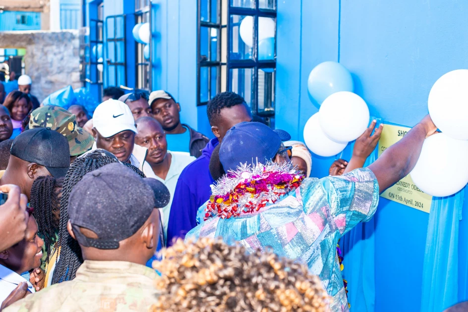 Odede launches new SHOFCO centre, offers scholarships to reformed youths in Dandora