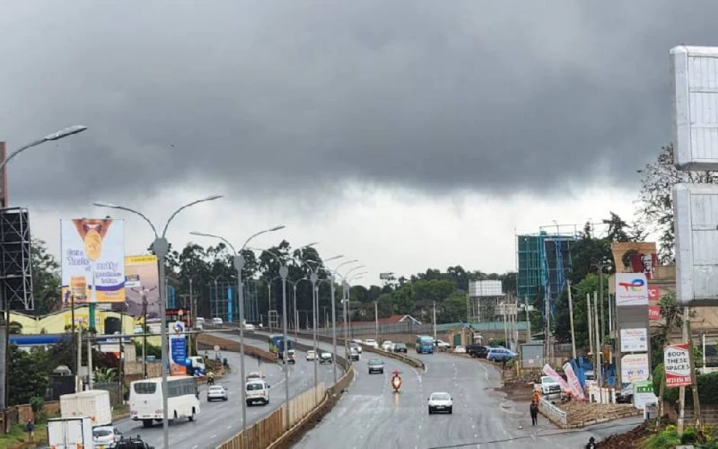 South 'Sea': High-end estate flooded after overnight rains in Nairobi South 'Sea': High-end estate flooded after overnight rains in Nairobi