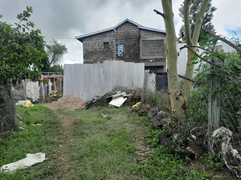 Kitengela: Rotting body of man found inside his house, wife says she’s awaiting its resurrection