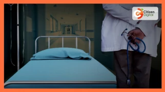 Foreign doctors sue gov't for freezing licence renewal Foreign doctors sue gov't for freezing licence renewal