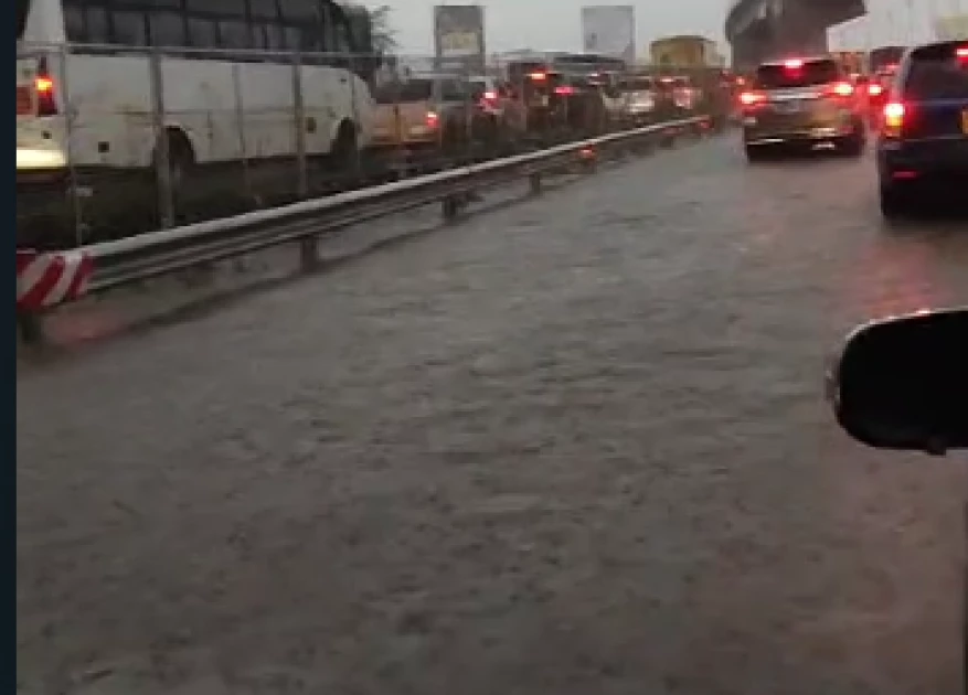 Reports of flood waters washing snakes, crocodiles into Nairobi streets are false Reports of flood waters washing snakes, crocodiles into Nairobi streets are false