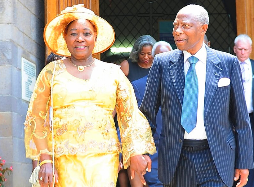 President Kenyatta condoles with Senator Beth Mugo’s family