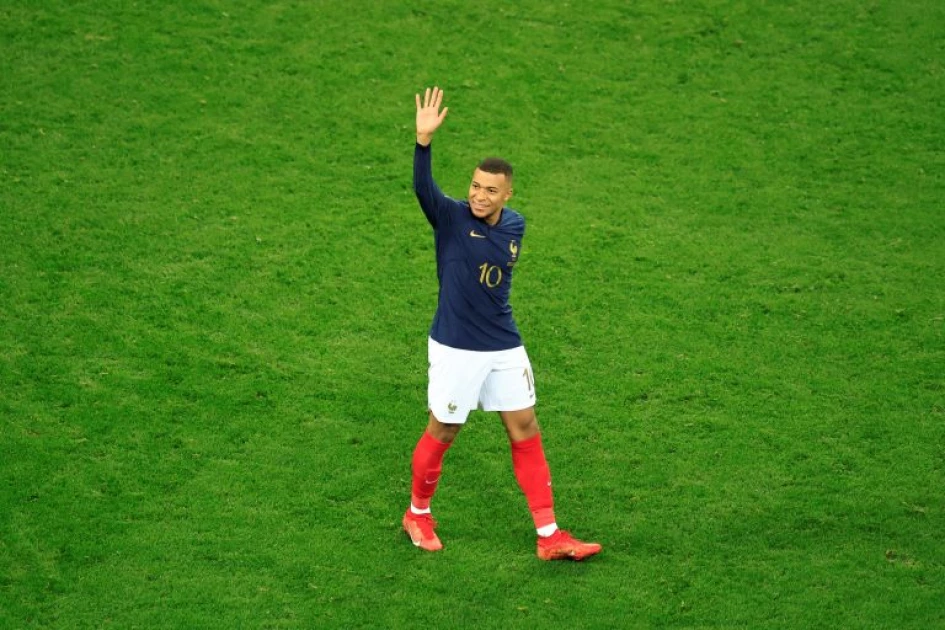 Mbappe bids farewell to PSG fans with defeat in final home game