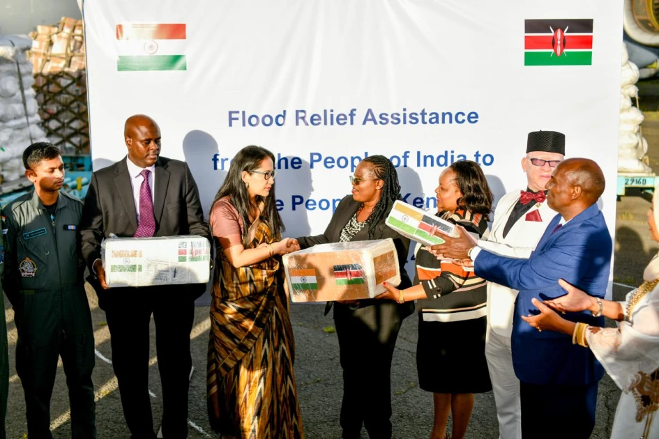 India donates 40 tons of relief supplies to Kenyan flood victims India donates 40 tons of relief supplies to Kenyan flood victims