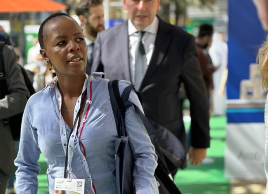 Woman claiming to represent Raila conned bank CEO Ksh.25M, bought new Range Rover, police say Woman claiming to represent Raila conned bank CEO Ksh.25M, bought new Range Rover, police say