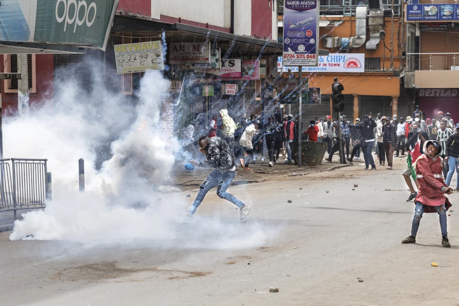 High Court bars police from using water cannons, tear gas, bullets against protesters High Court bars police from using water cannons, tear gas, bullets against protesters