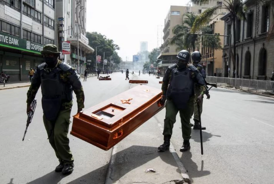 Tear gas, stones and flames as Kenya protesters say 'Ruto must go!' Tear gas, stones and flames as Kenya protesters say 'Ruto must go!'