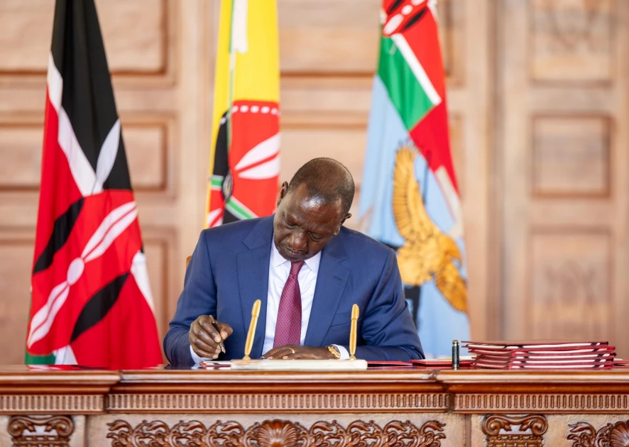 Ruto signs Supplementary Appropriations Bill, approving plan to cut expenditure by Ksh.145B Ruto signs Supplementary Appropriations Bill, approving plan to cut expenditure by Ksh.145B
