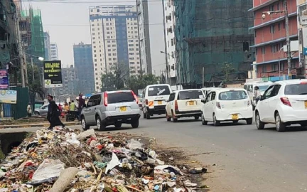 Nairobi CBD’s weekend garbage problem worry residents