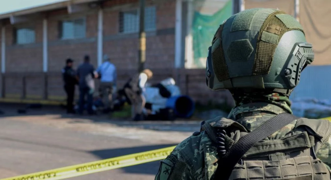 Shootout in Mexico's Sinaloa state kills 19, local cartel leader arrested Shootout in Mexico's Sinaloa state kills 19, local cartel leader arrested
