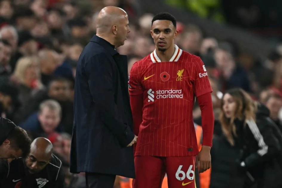 Alexander-Arnold's injury puts damper on Liverpool's win over Villa Alexander-Arnold's injury puts damper on Liverpool's win over Villa