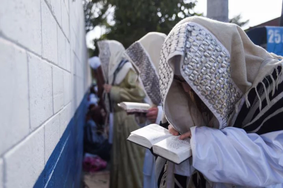 Guatemalan authorities rescue 160 children from Jewish sect Guatemalan authorities rescue 160 children from Jewish sect