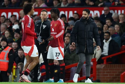 Man Utd trio back training before Europa League final