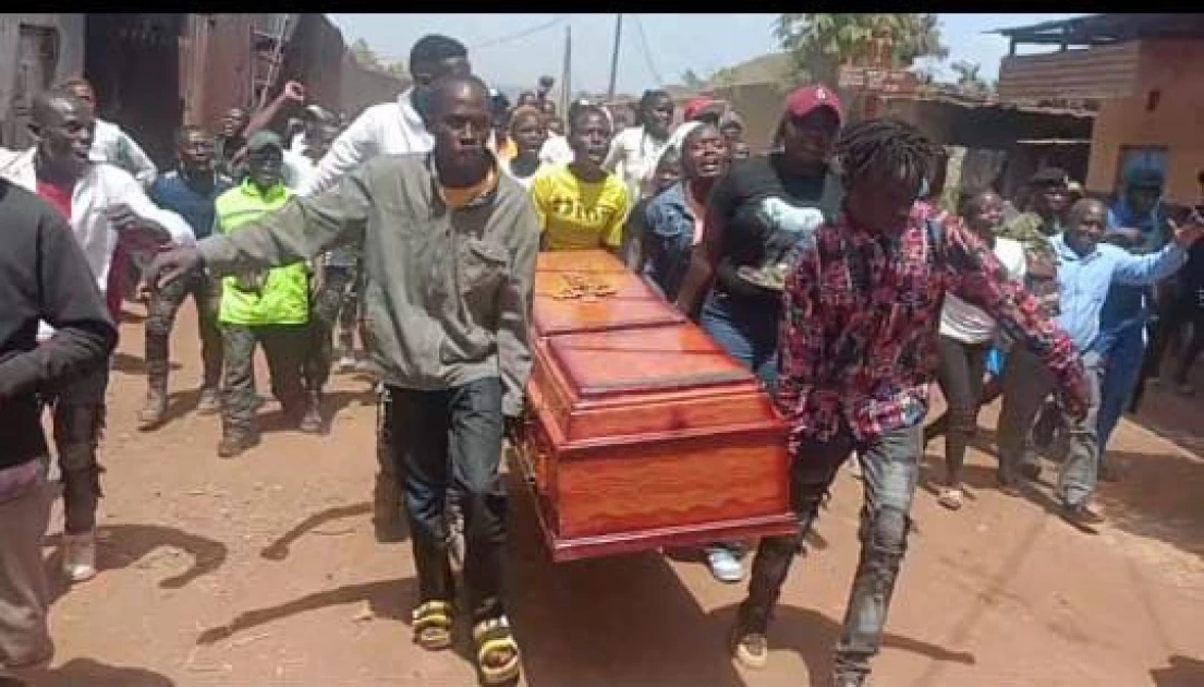 Drama as villagers dump murdered girl's body at suspects' doorstep in Mwea Drama as villagers dump murdered girl's body at suspects' doorstep in Mwea