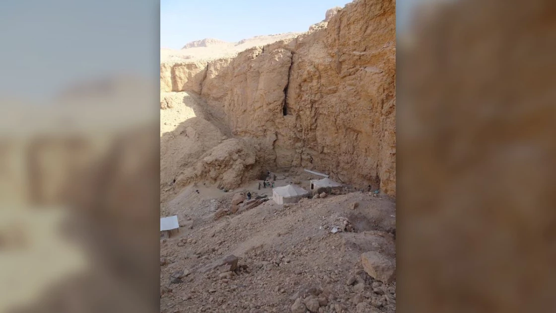 Egypt announces first discovery of pharaoh's tomb in more than 100 years Egypt announces first discovery of pharaoh's tomb in more than 100 years