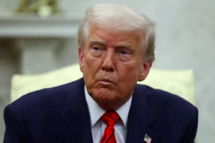 US judge temporarily blocks Trump plans for mass layoffs