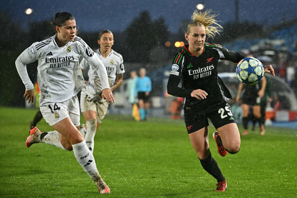 Real Madrid take advantage over Arsenal in women's Champions League Real Madrid take advantage over Arsenal in women's Champions League
