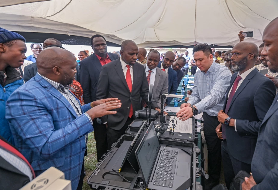 Gov't launches mobile ID registration drive to reach 1 million youth