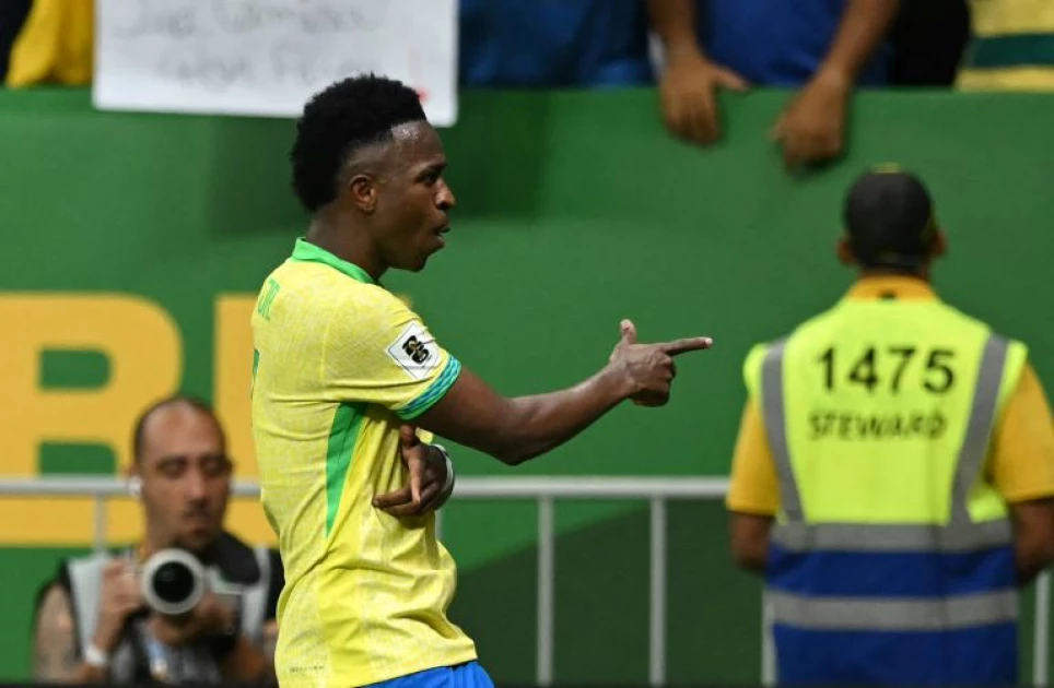 Vinicius fires stoppage time winner for Brazil