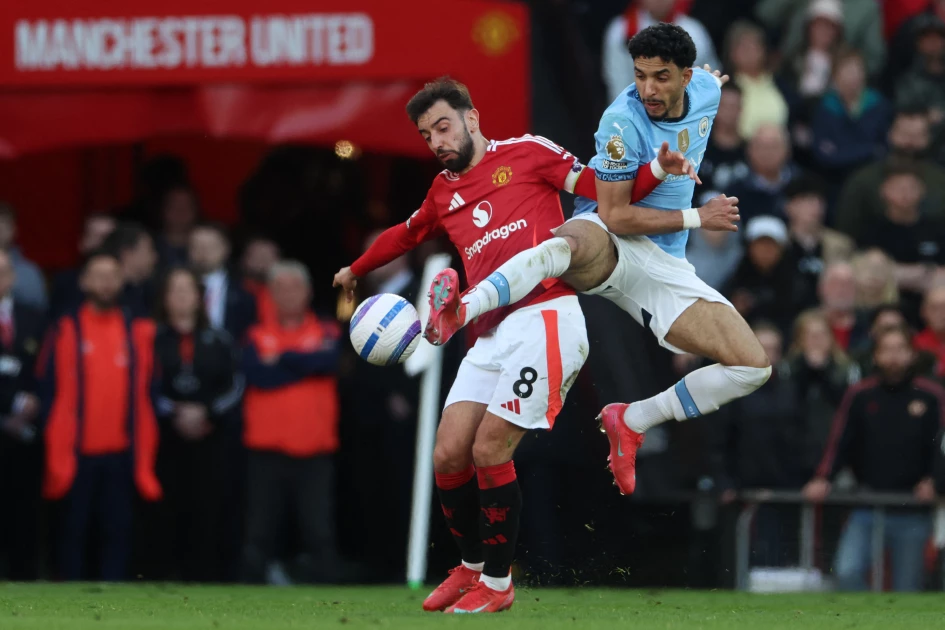 Man Utd reliant on Europa League with season on life support Man Utd reliant on Europa League with season on life support