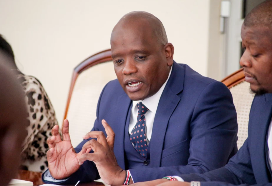 Dennis Itumbi apologises to Butere Girls for teargas, dismisses claims principal has been transferred Dennis Itumbi apologises to Butere Girls for teargas, dismisses claims principal has been transferred