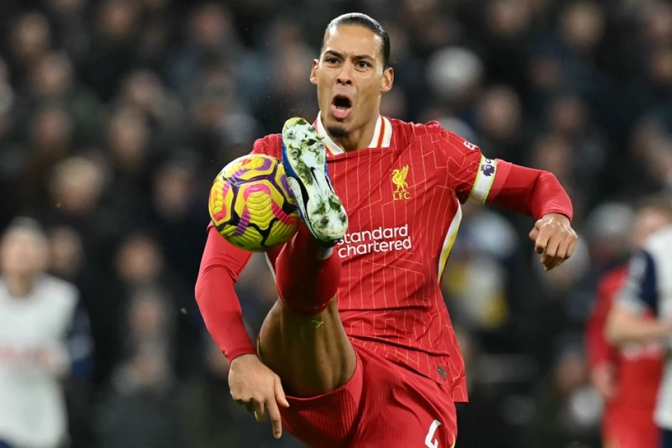 Van Dijk signs new Liverpool contract Van Dijk signs new Liverpool contract