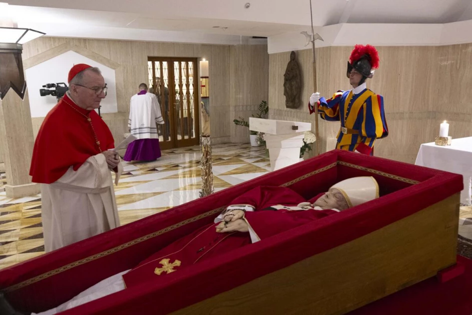 Public viewing of Pope Francis's coffin ends Public viewing of Pope Francis's coffin ends