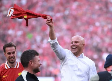 Liverpool splash out to secure status as Premier League's top dogs