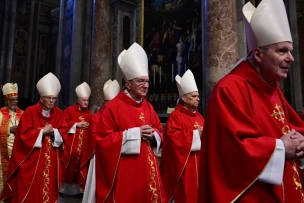 Watchdog accuses papal contenders of ignoring sex abuse