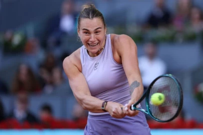 Sabalenka powers past Osaka, sets Indian Wells QF clash with Mboko