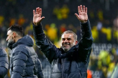 Postecoglou hits back as Spurs reach Europa League final