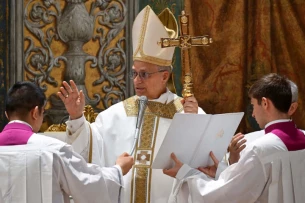 New Pope Leo XIV, celebrating first Mass, wants Church to be beacon of light