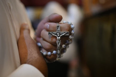 Rogue Catholic traditionalists risk showdown with Vatican