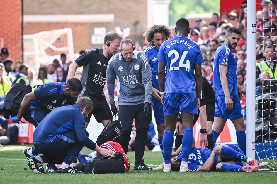 Forest striker Awoniyi rushed to hospital for abdominal surgery