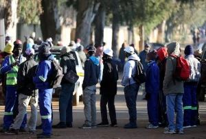 South African jobless rate rises, more give up looking for work