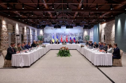 Russia-Ukraine talks end after less than two hours in Turkey