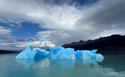 Huge ice falls at Argentina's Perito Moreno glacier stir awe and concern