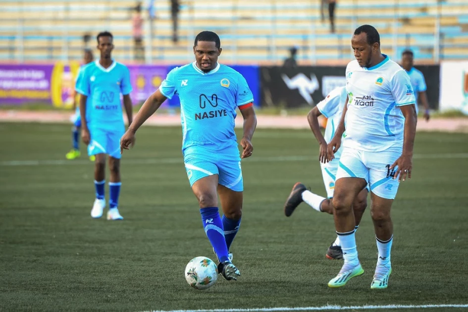 Eto'o, Adebayor, Okocha play exhibition game in Somalia
