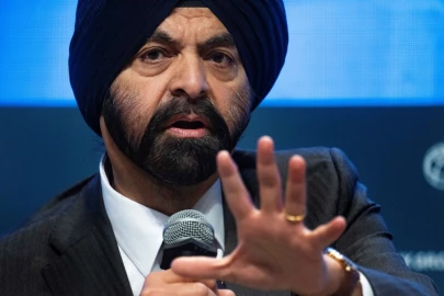 AI offers 'lifeline' for emerging economies, World Bank says