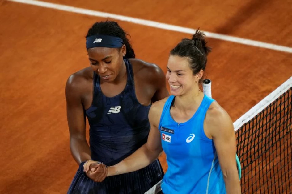Sabalenka downs Swiatek as Gauff ends Boisson's French Open run