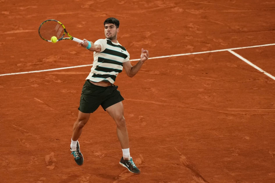 Alcaraz reaches French Open final, Sinner to face Djokovic Alcaraz reaches French Open final, Sinner to face Djokovic