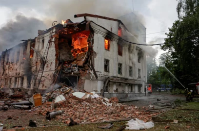Russian attack on Ukraine's Kharkiv kills three, wounds 22
