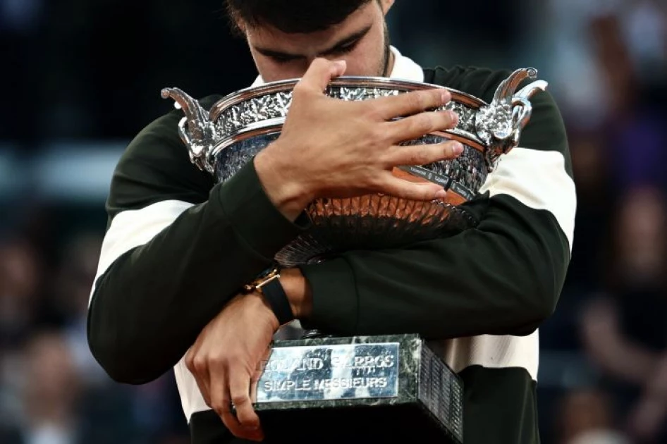 Alcaraz outlasts Sinner in all-time great French Open final