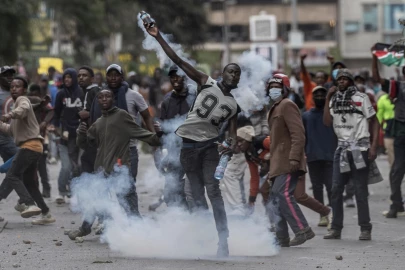 Protests over police killing in Kenya as gov't presents budget