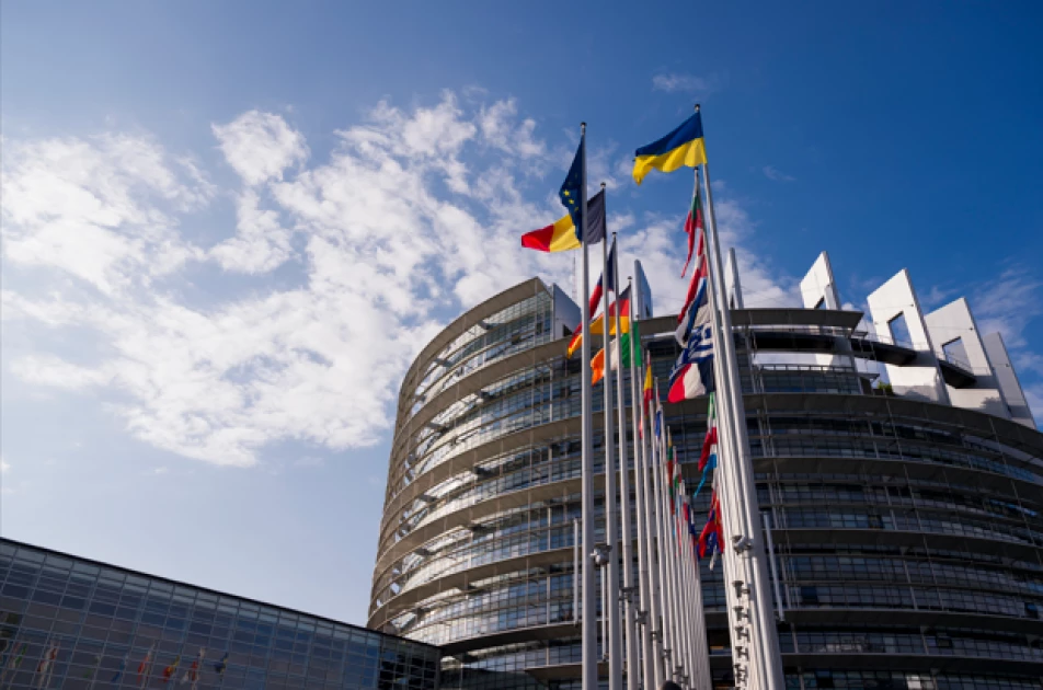 Huawei probe blunder sparks EU parliament rules change